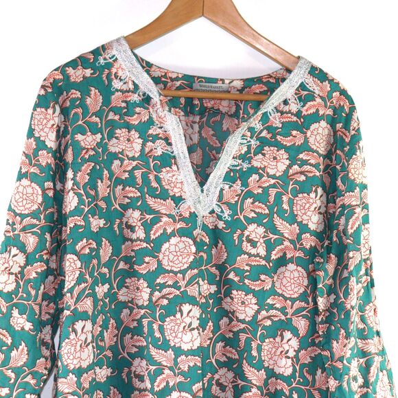 NWOT World Market Green Floral Print 3/4 Sleeves V-Neck Tunic size L/XL - Picture 2 of 8